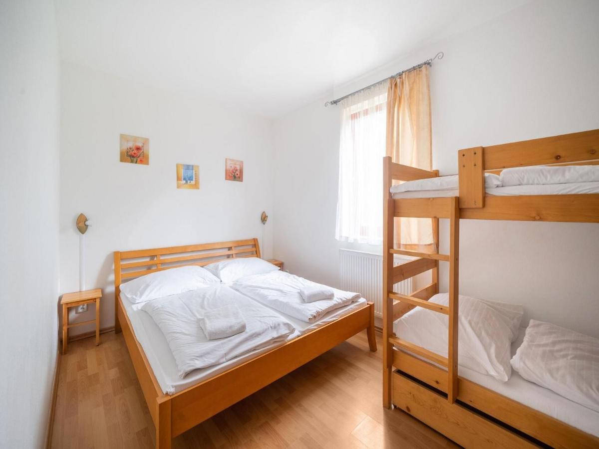 Comfortable Holiday Home In Lipno With Garden Lipno nad Vltavou Zewnętrze zdjęcie
